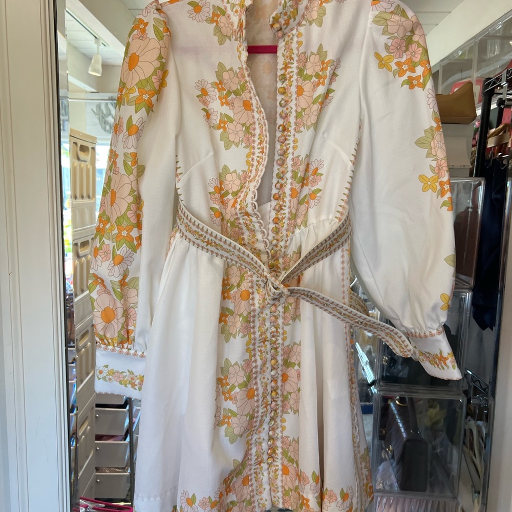 Beulah Style White Dress with Floral Accents
